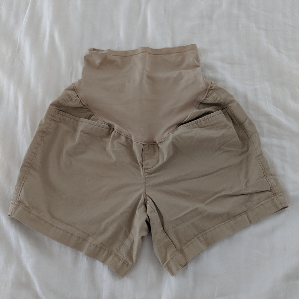 Maternity shorts size 2